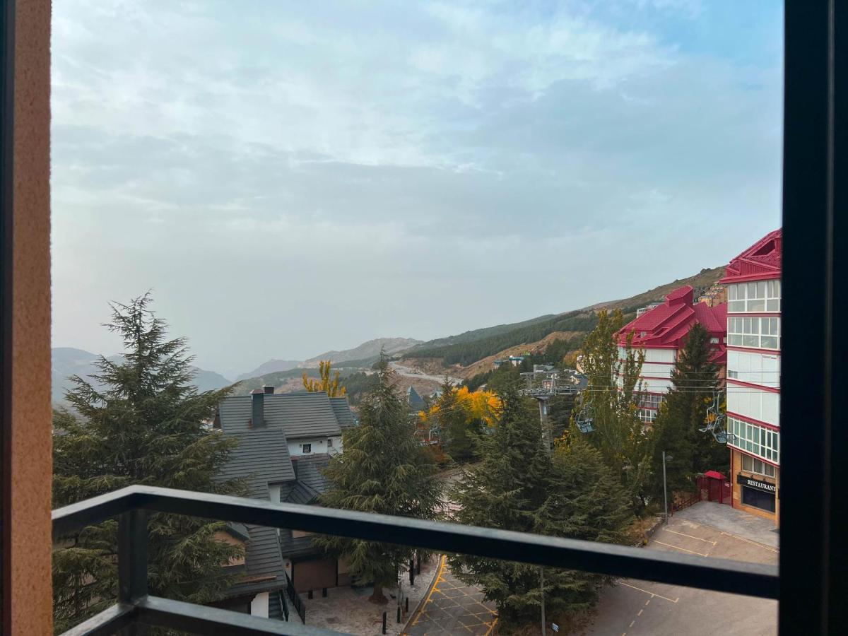 Apartamentos A Vivir Sierra Nevada 3000 Eksteriør billede